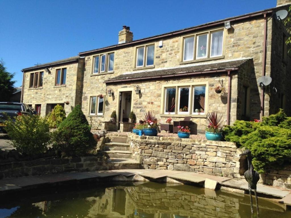 Simon'S Seat View Apartment สกิปตัน ภายนอก รูปภาพ