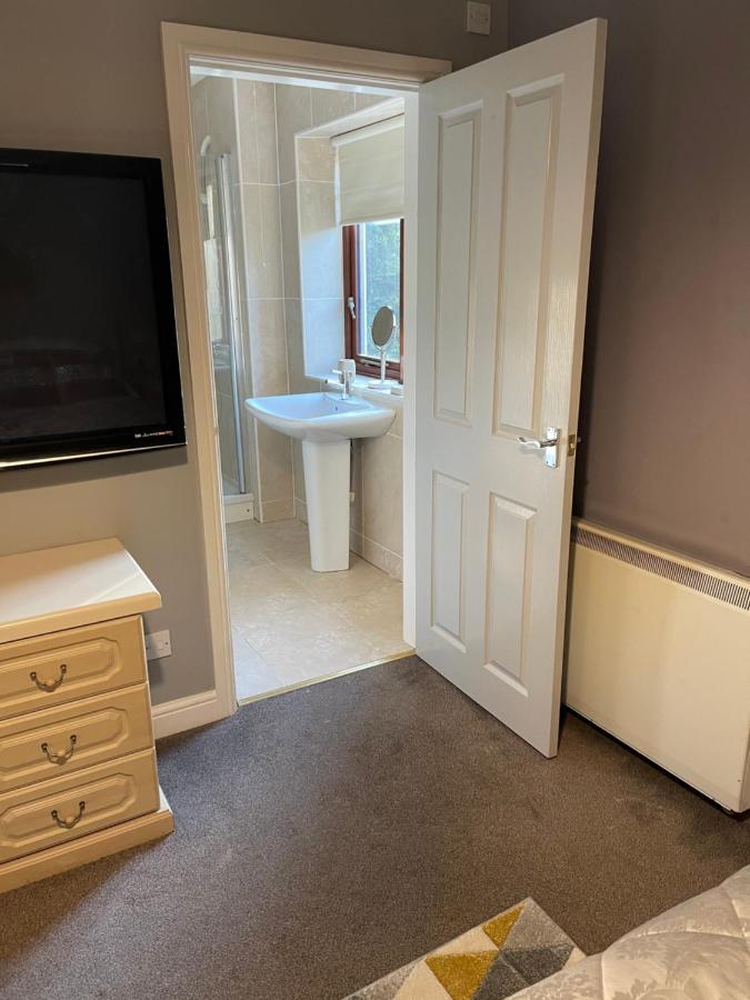 Simon'S Seat View Apartment สกิปตัน ภายนอก รูปภาพ